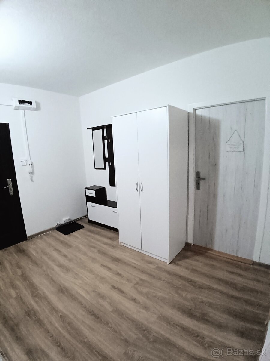 Prenájom 3 izbového bytu