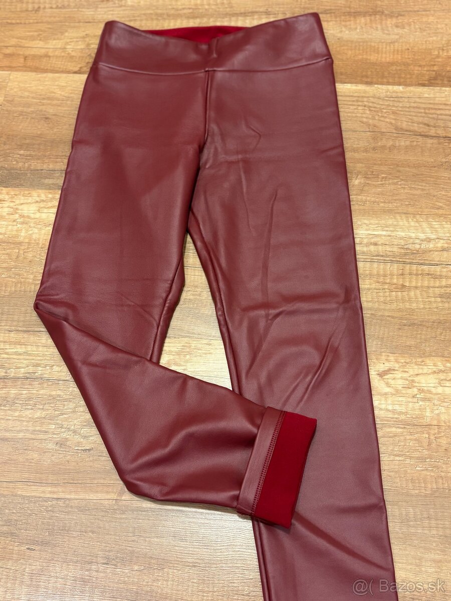 Nové zateplené termoleginy calzedonia