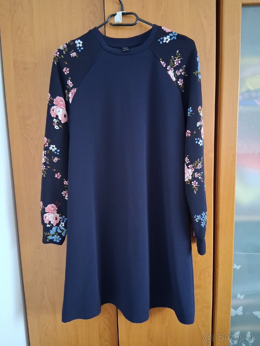 Dámske šaty M