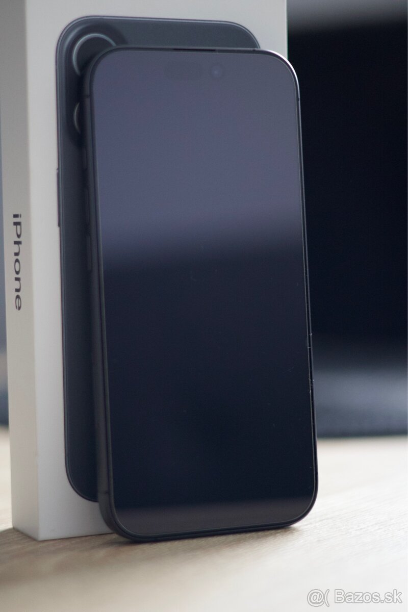 iPhone 17 256GB čierny