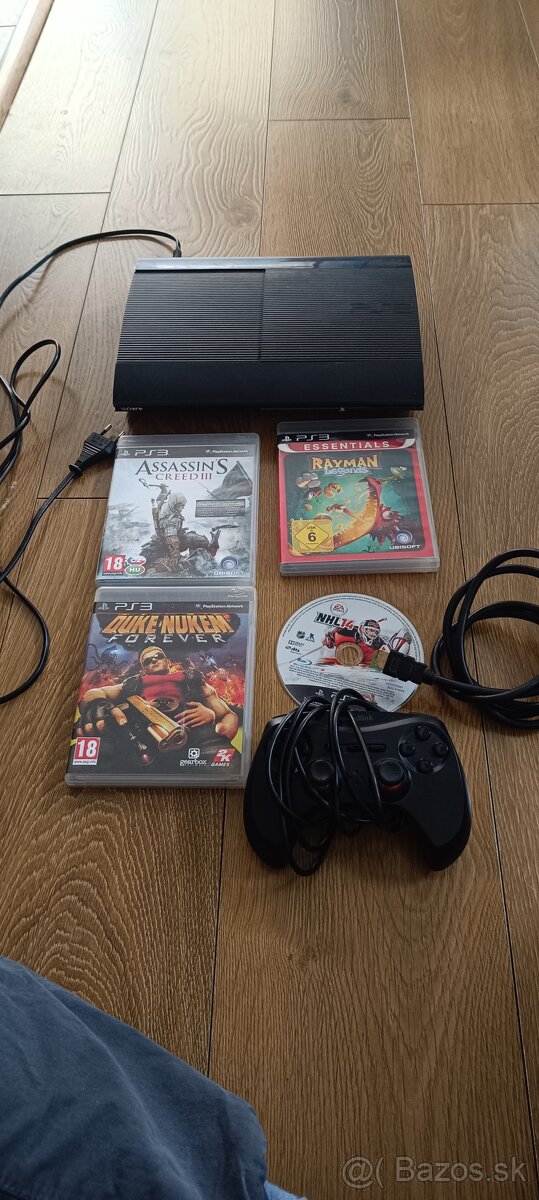 PS3 slim Playstation 3 + hry
