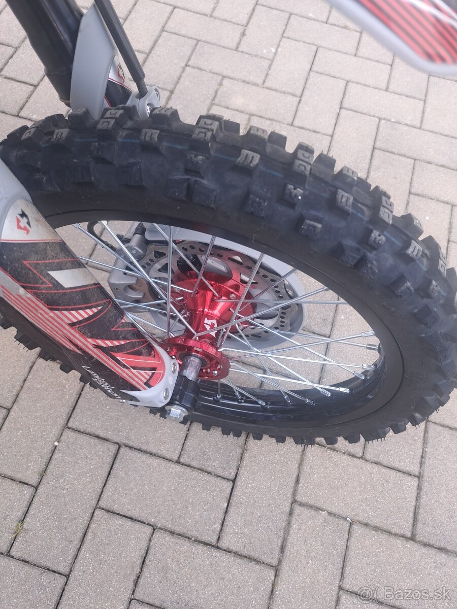 Kolesa 14" a 17" na pitbyke