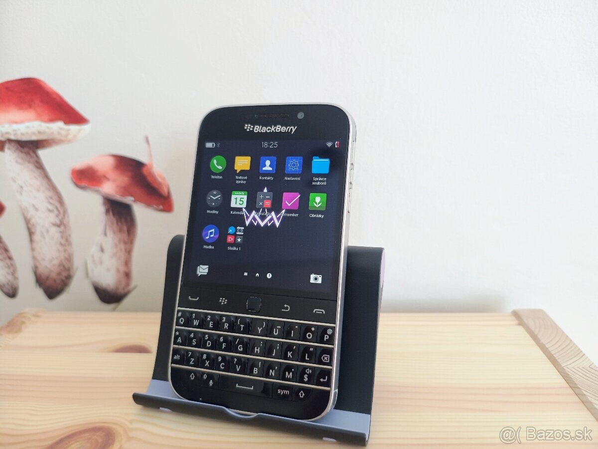 BlackBerry zbierka OS10