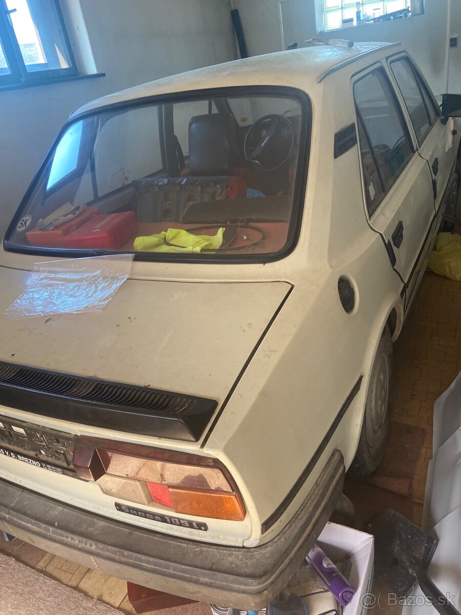 Skoda 105 L