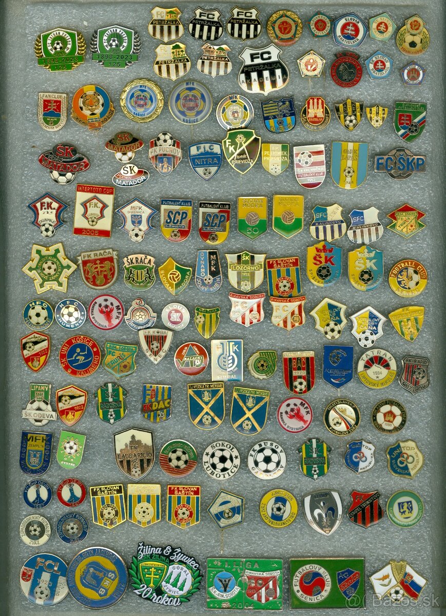 Predám futbalové odznaky Slovensko 1