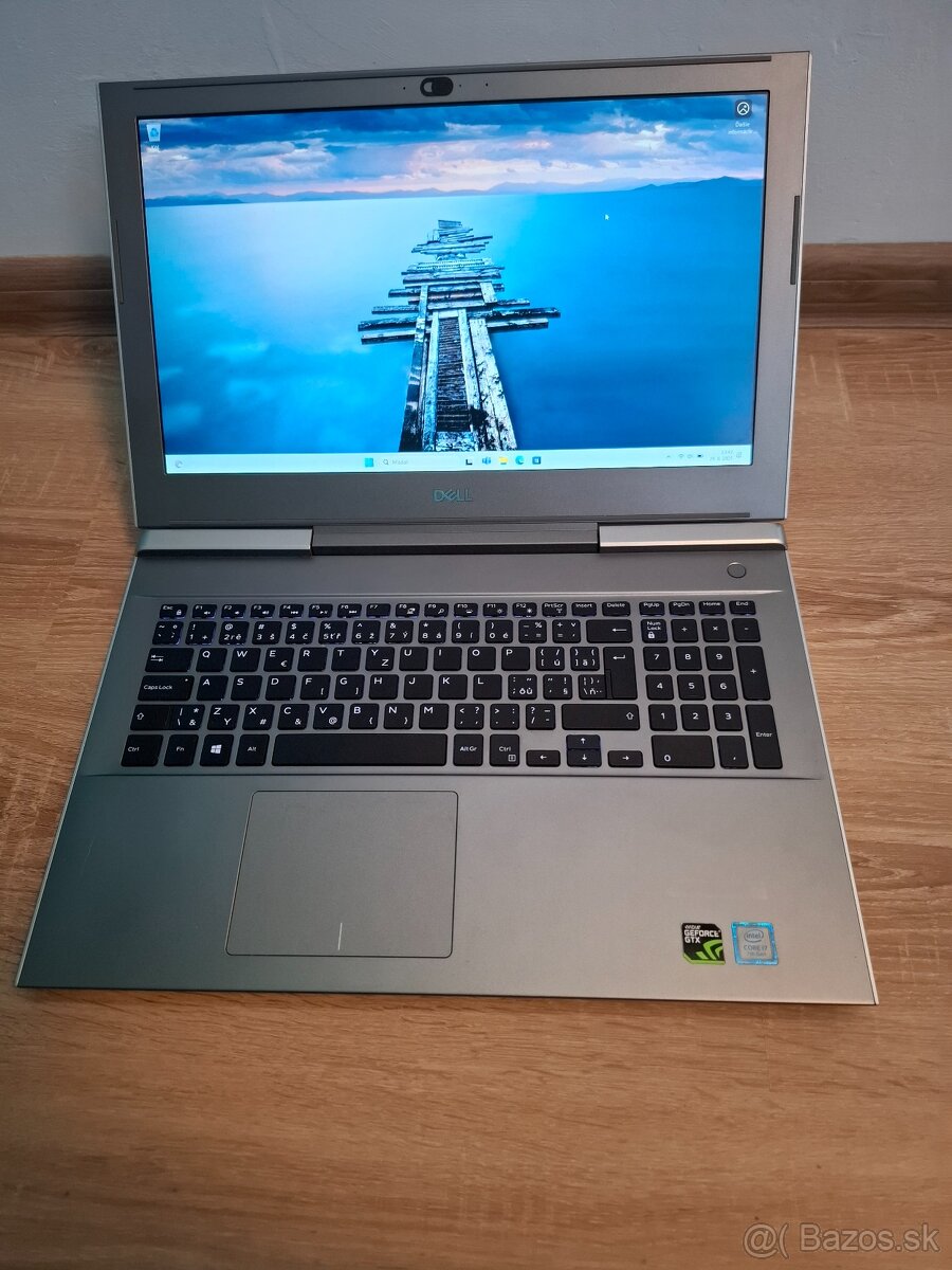 Herny notebook Dell Vostro 7570