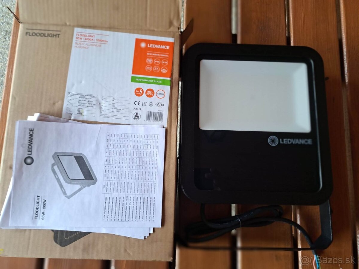 Led reflektor  LEDVANCE FLOODLIGHT 80W 4000K + darčeky