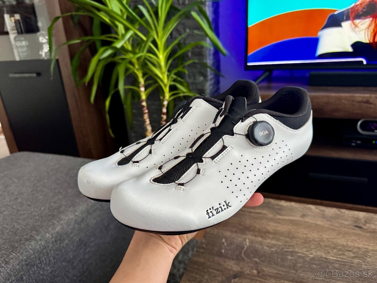 Fizik Vento Omna - 43