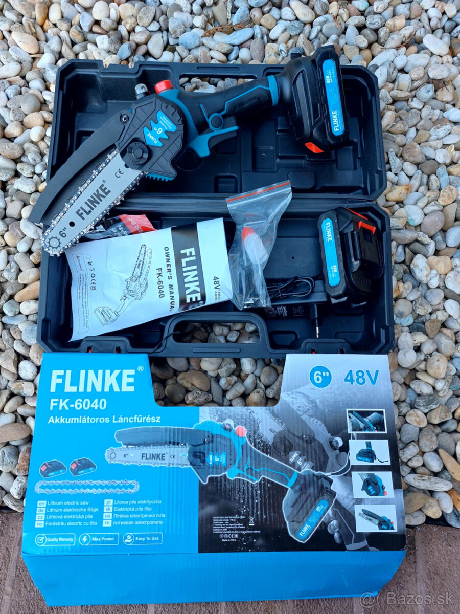 Akú reťazová píla 2x bateria 1x lišta 2x retaz nabijačka 6