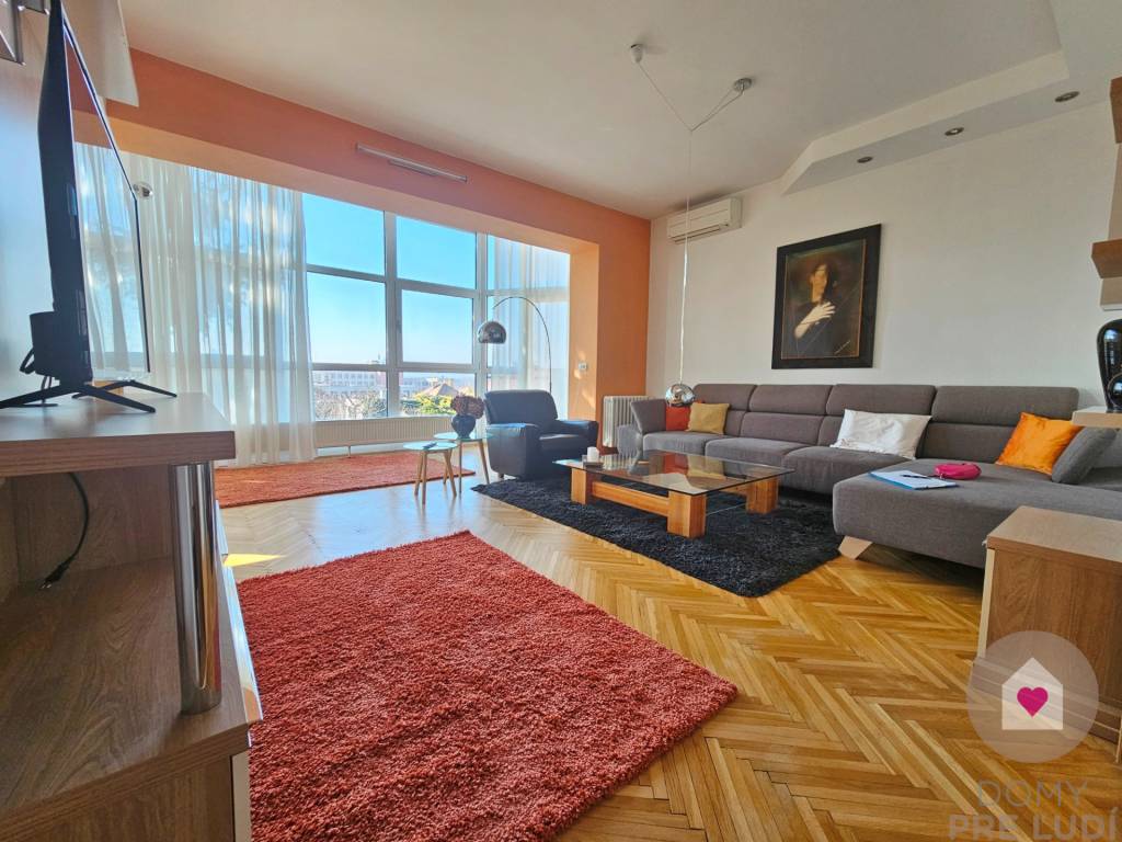 3,5 IZBOVÝ KOMPLETNE ZARIADENÝ BYT (110 m2) V RD, BA- STARÉ