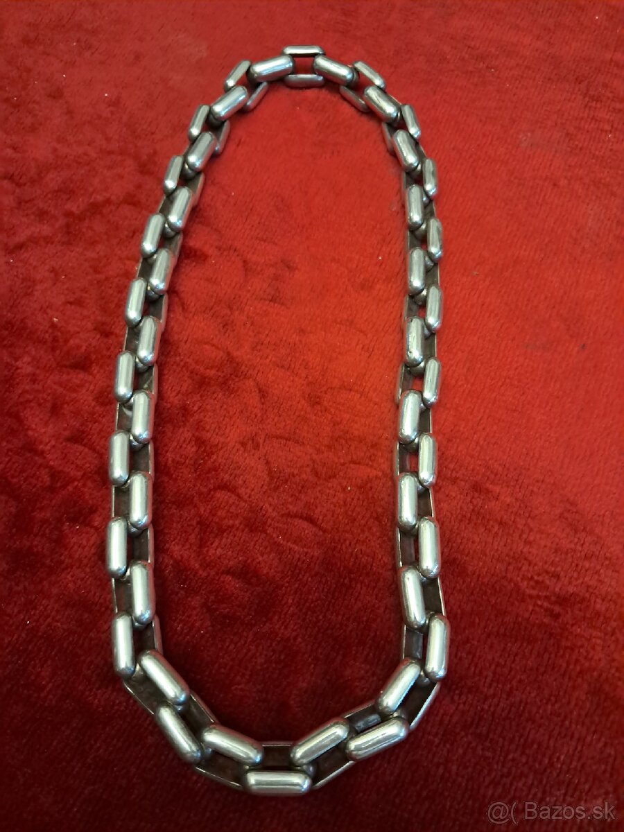 Strieborná retiazka