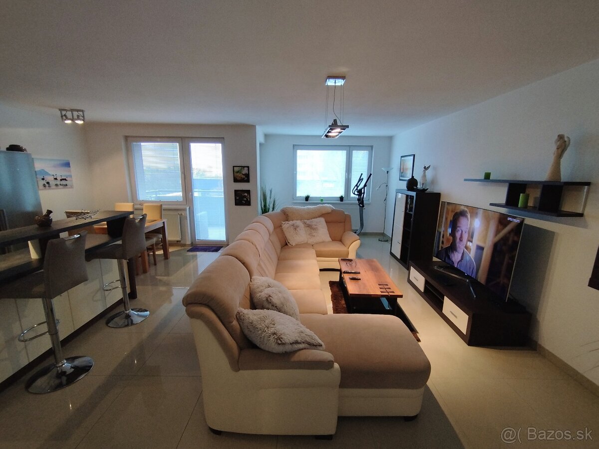 Predáme 3i luxusný byt v Trenčíne.