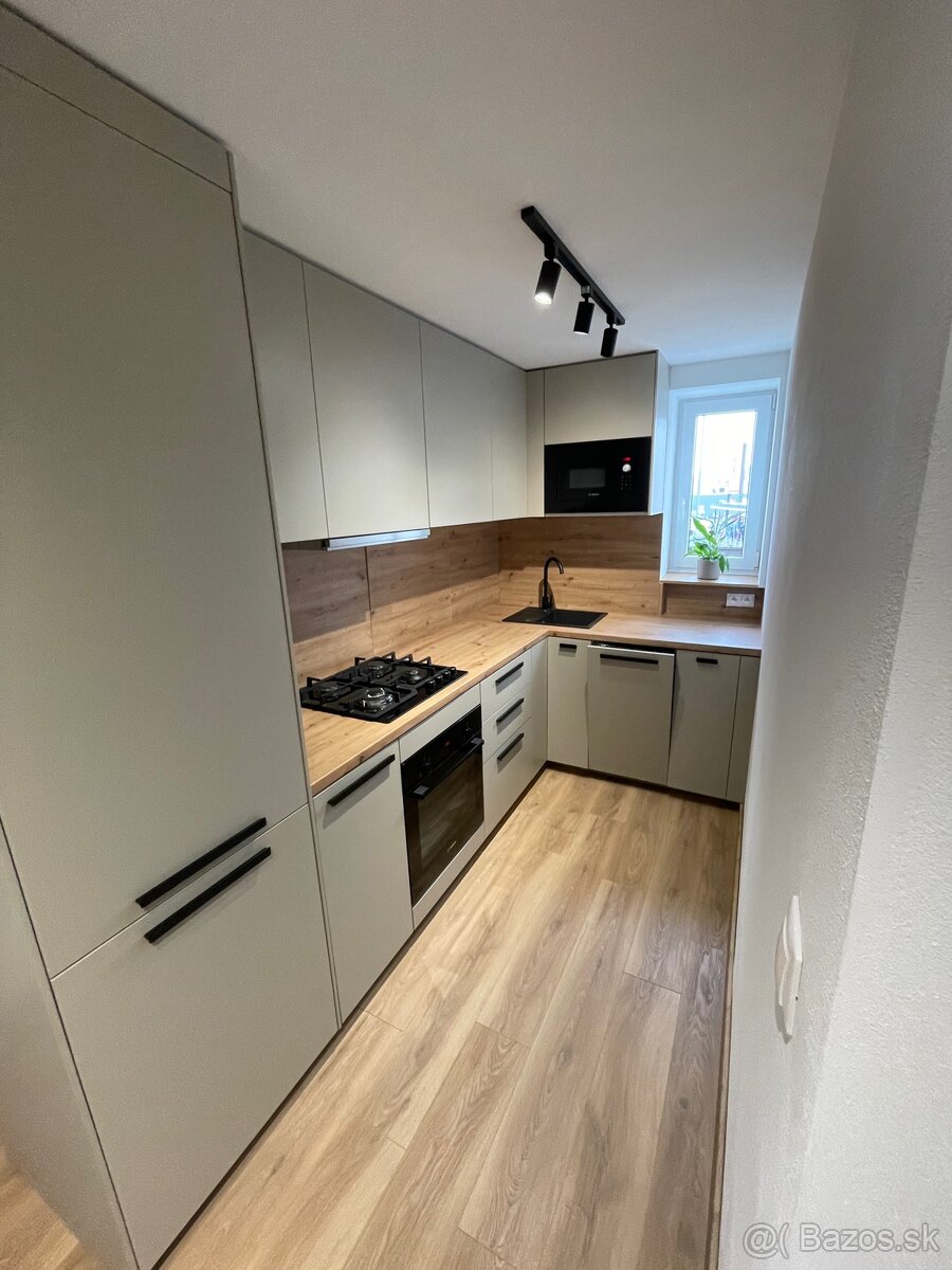 Štýlový 2-izbový byt - skvelá lokalita, nízke náklady