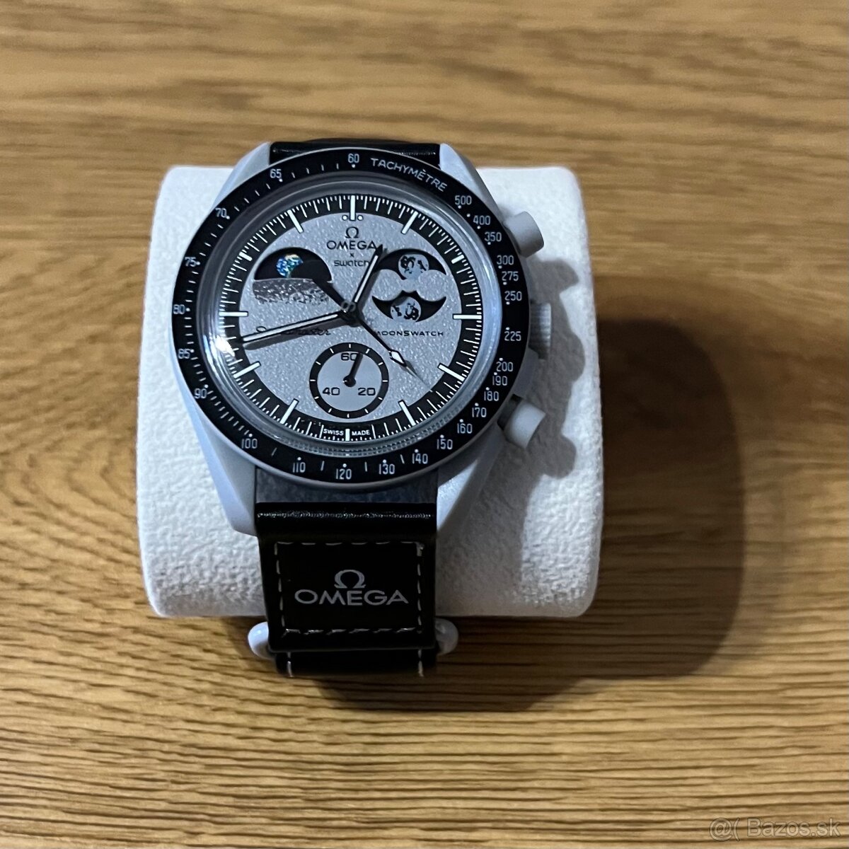 Omega x Swatch Eartphase