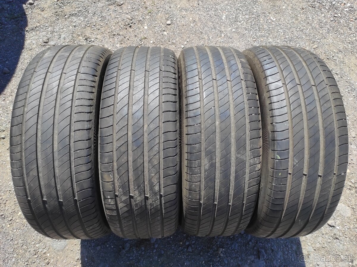 Letné pneu 215/55R17 Michelin