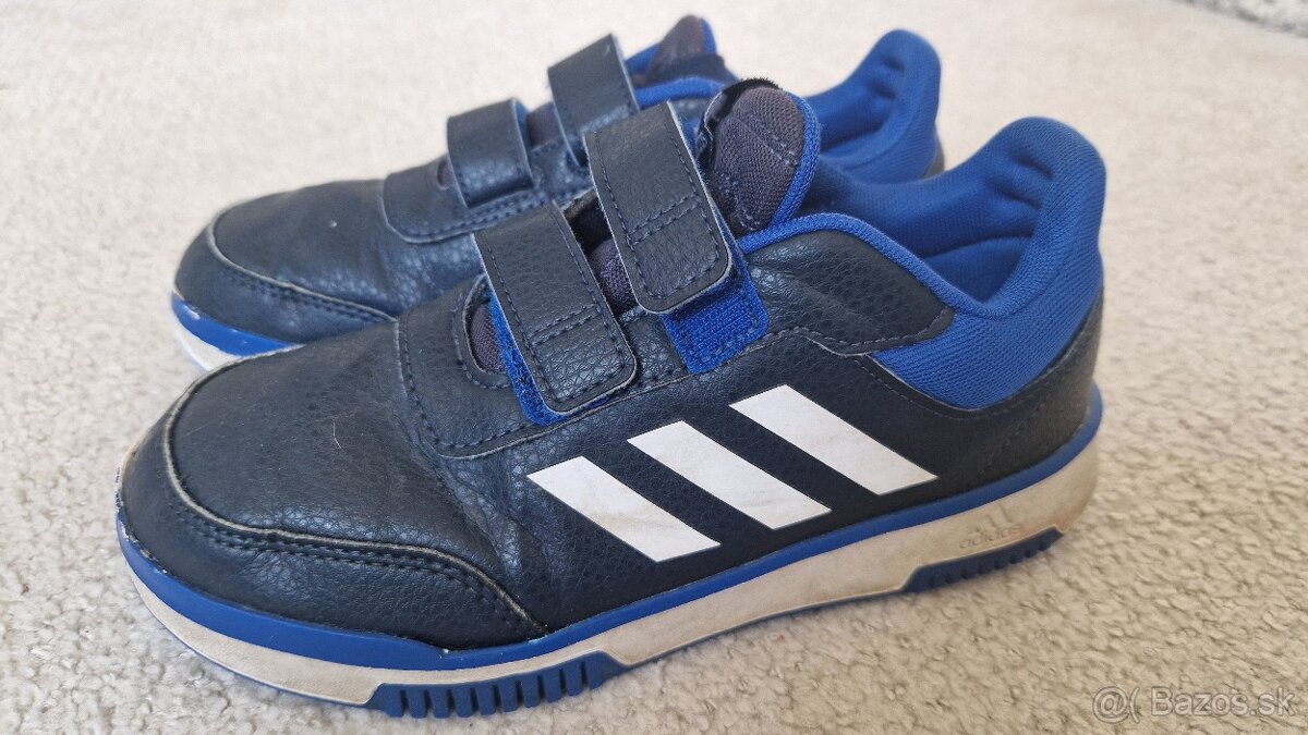 Adidas tenisky vel. 34