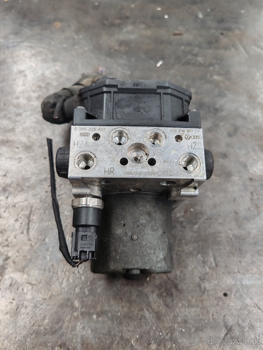 Audi A8 D3 ABS kocka 4E0614517CP