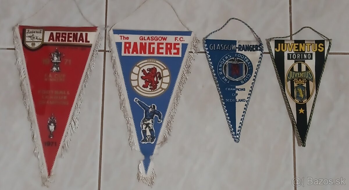 Futbalové vlajočky