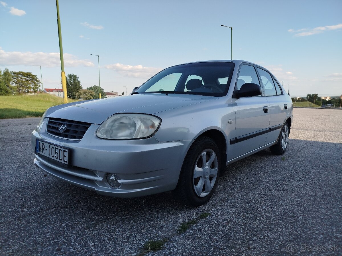 Hyundai Accent