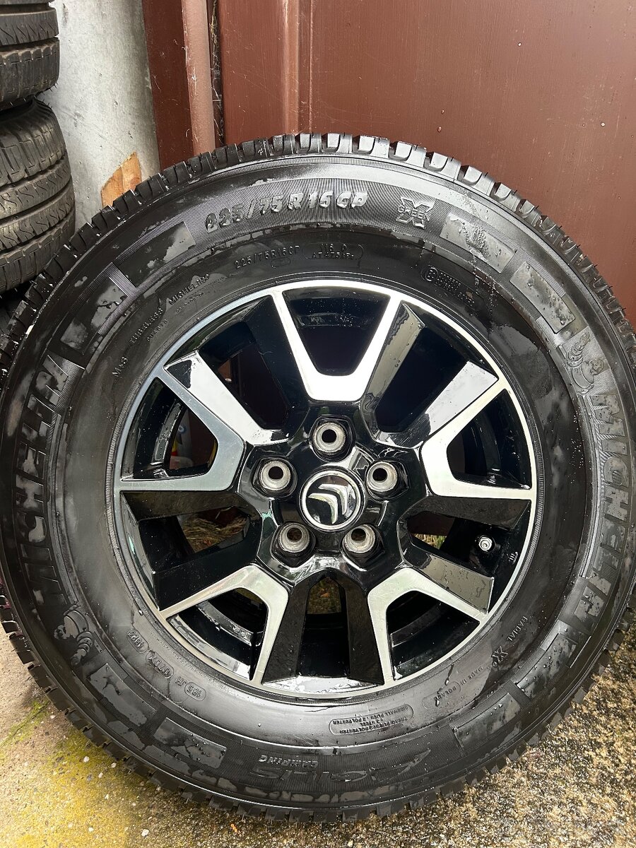 Citroen Jumper alu kolesa r16 225/75 Michelin