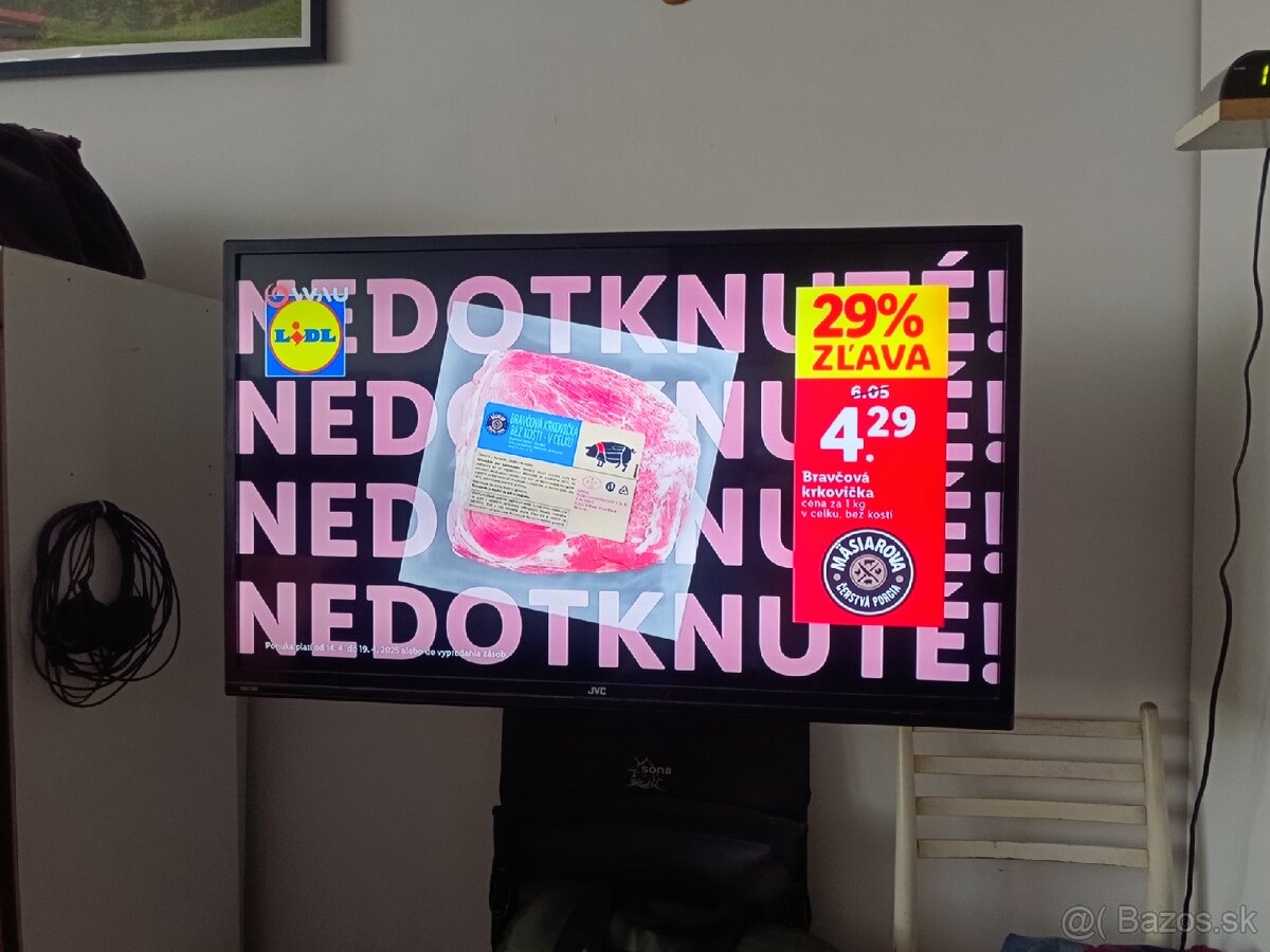Predám LED televízor JVC.