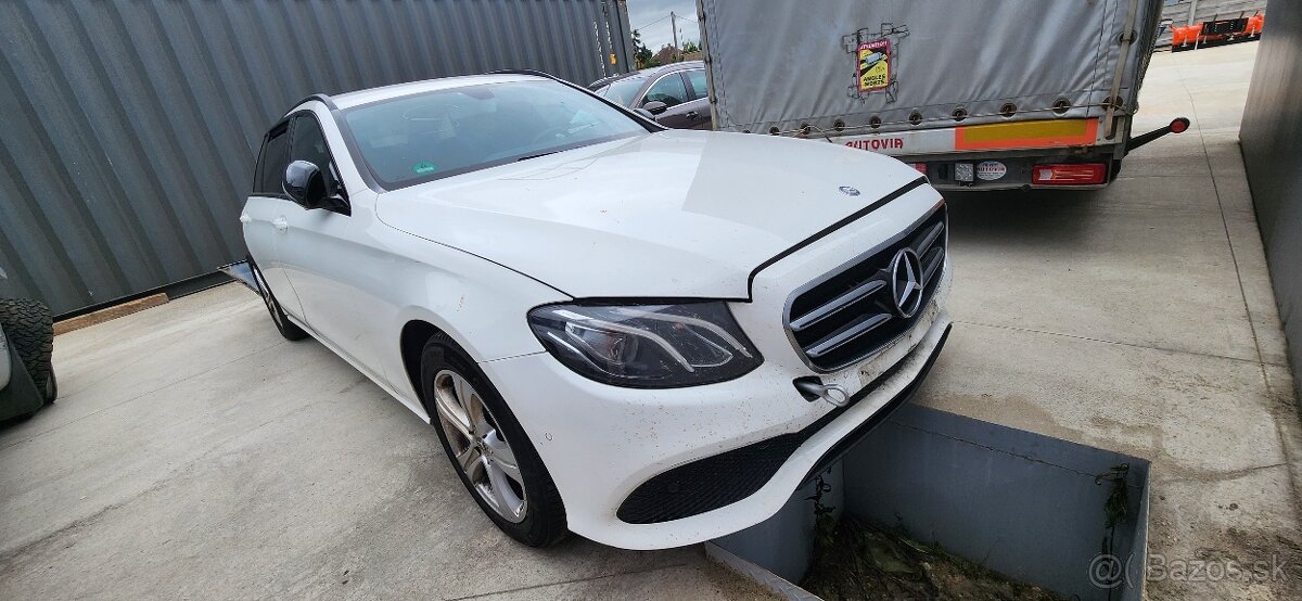 rozpredam Mercedes W213 220d