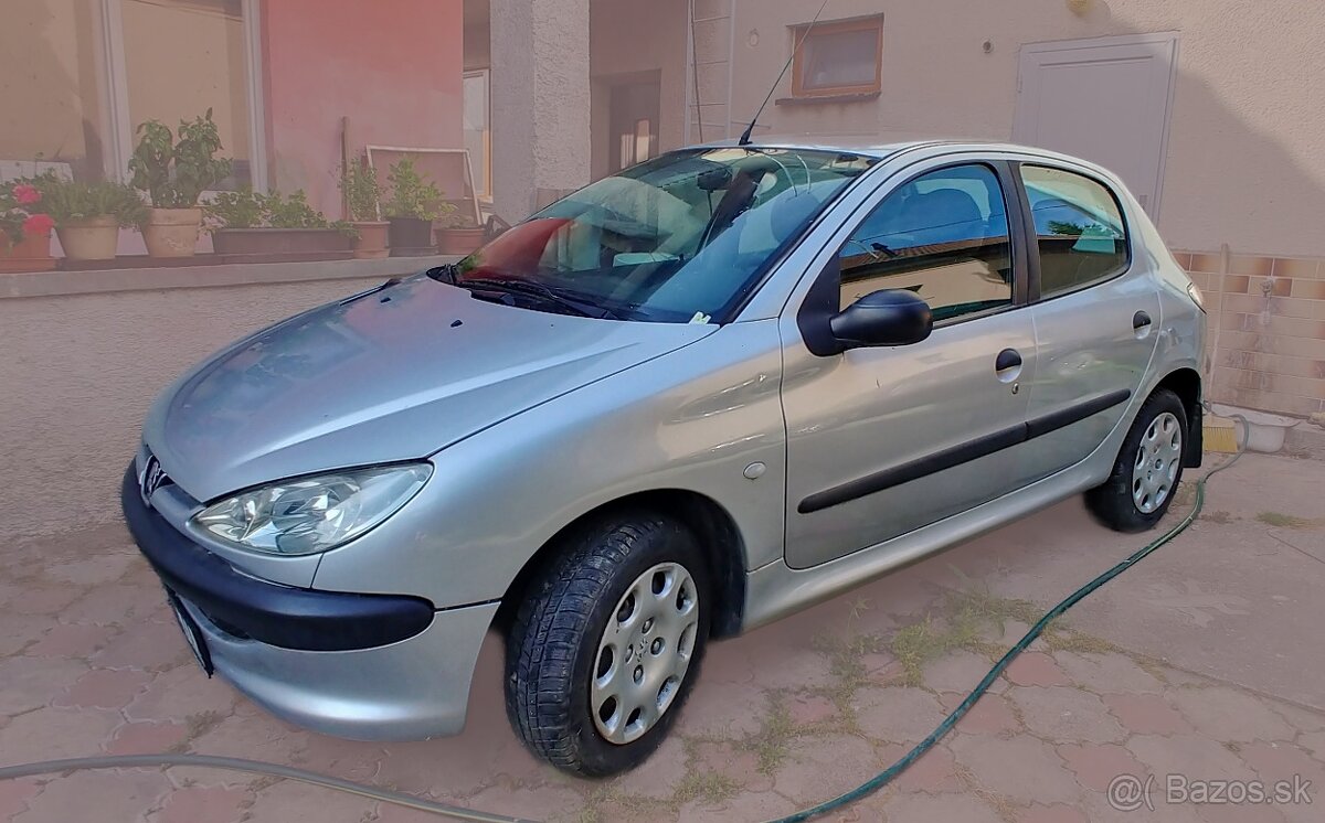 Predám Peugeot 206