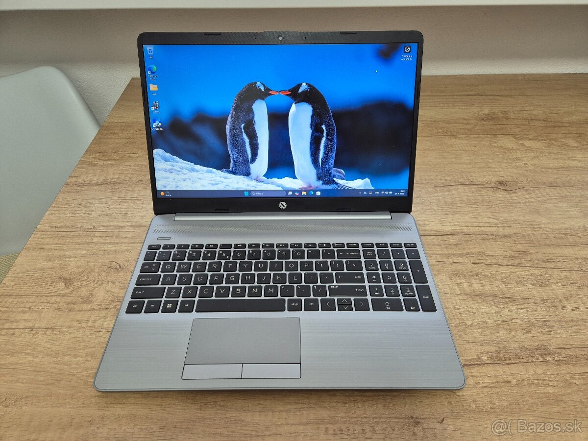 HP 250 G8 /Intel N4020/8GB RAM/FHD/256GB SSD/Bat ok