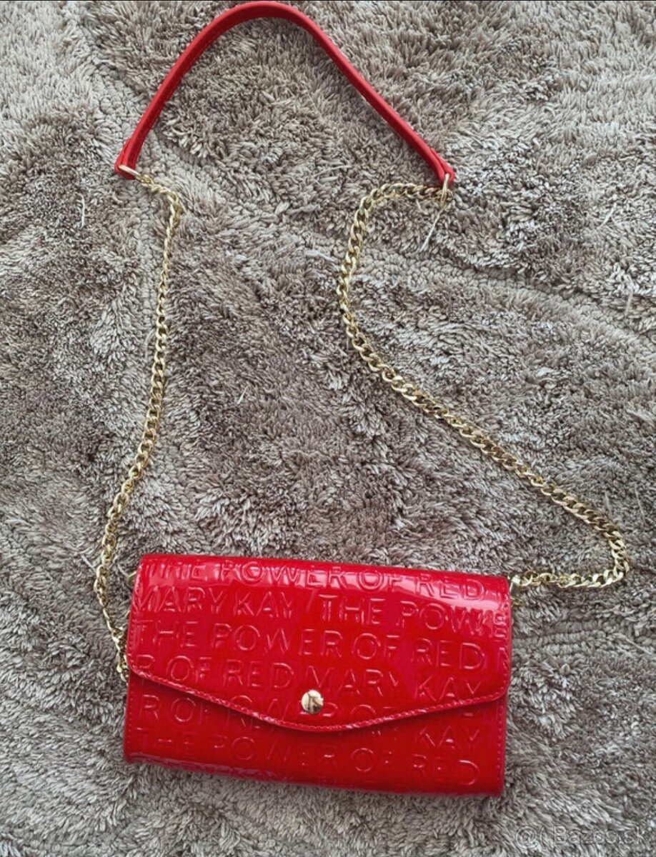 Červená kabelka Mary Kay