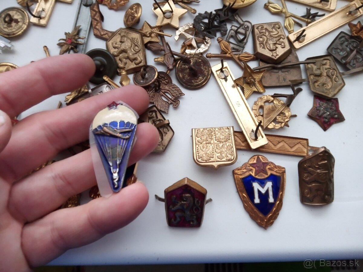 Vojenské odznaky mix.ASR.ACR.Vojak.