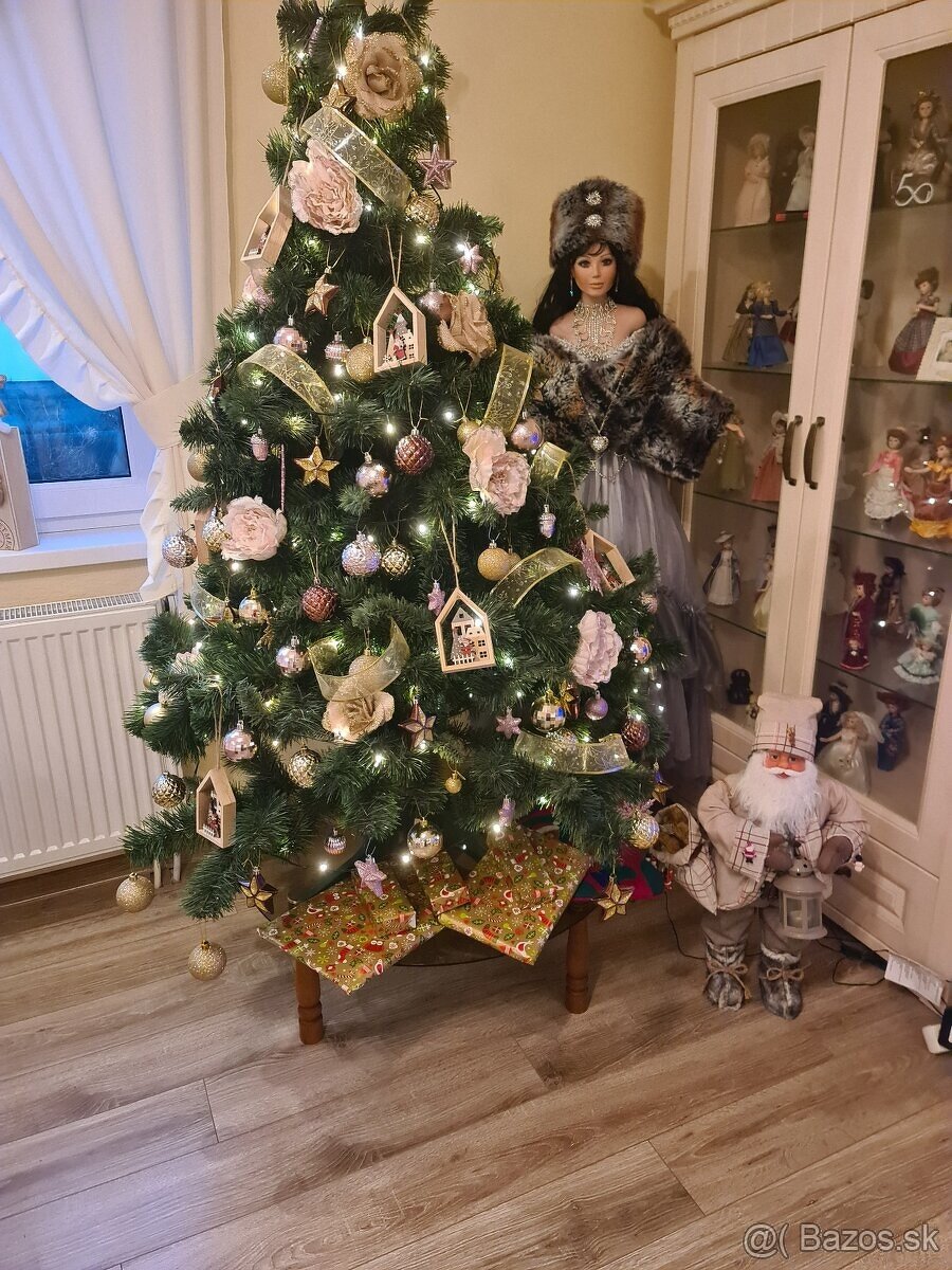 vianocny stromcek vyska 170 cm na stojane