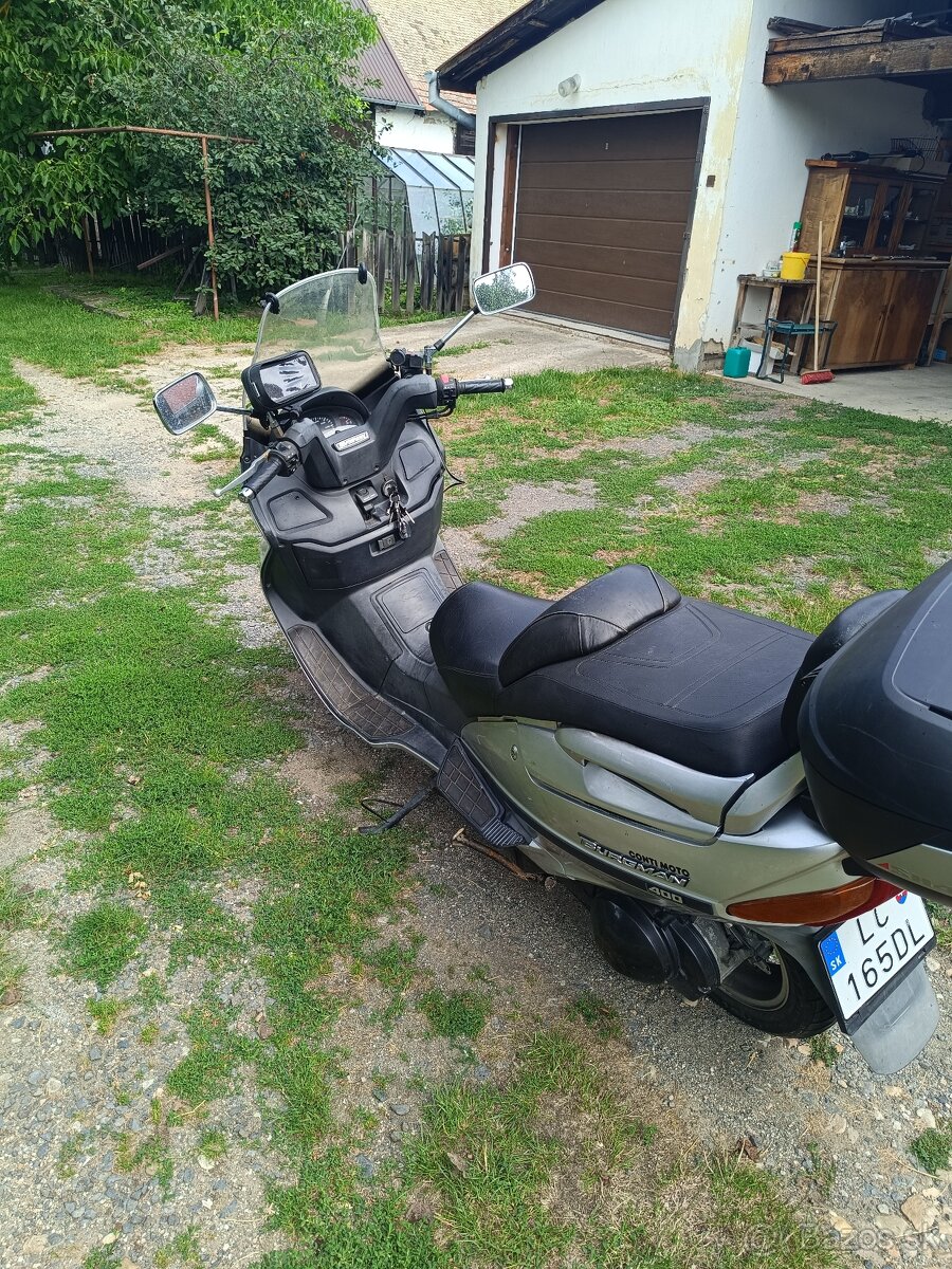 Suzuki Burgman 400