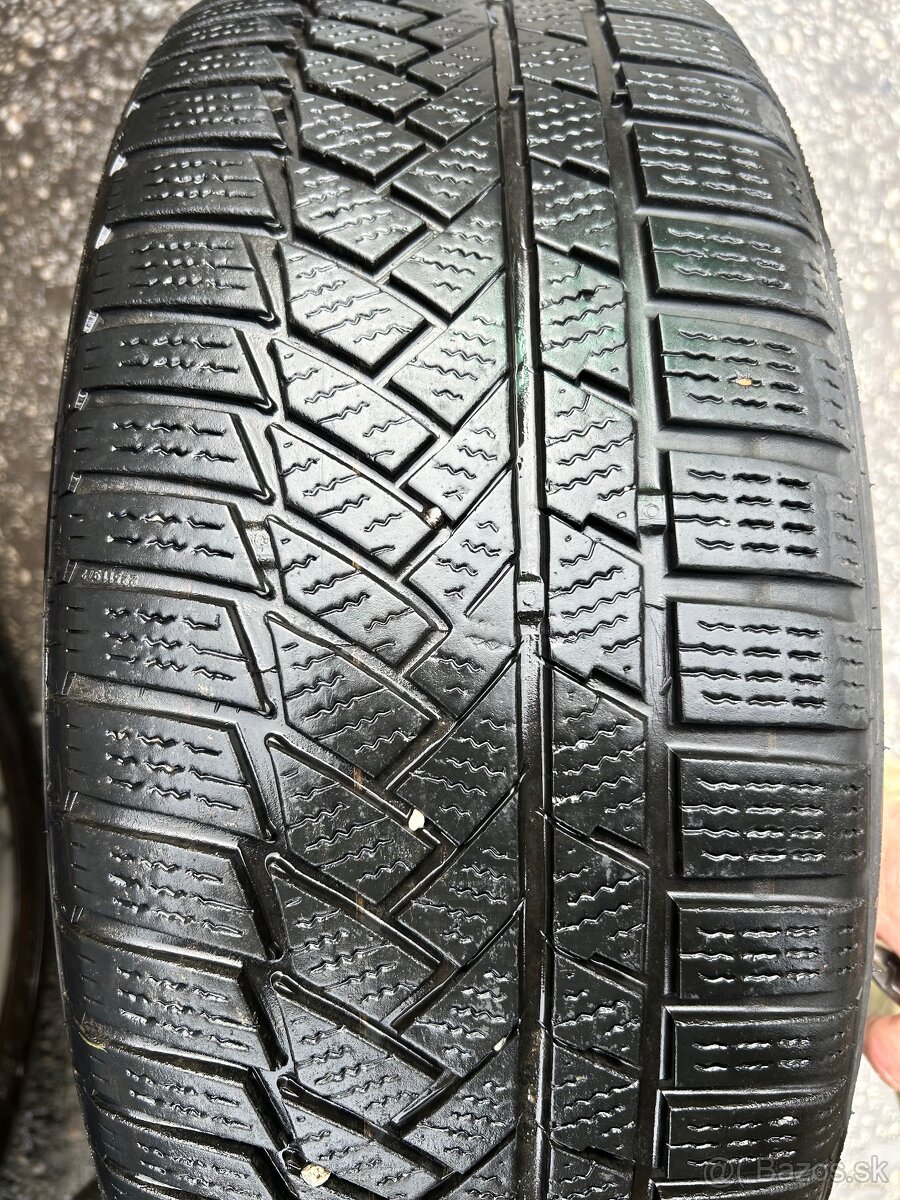 Zimné pneumatiky 215/50 R17