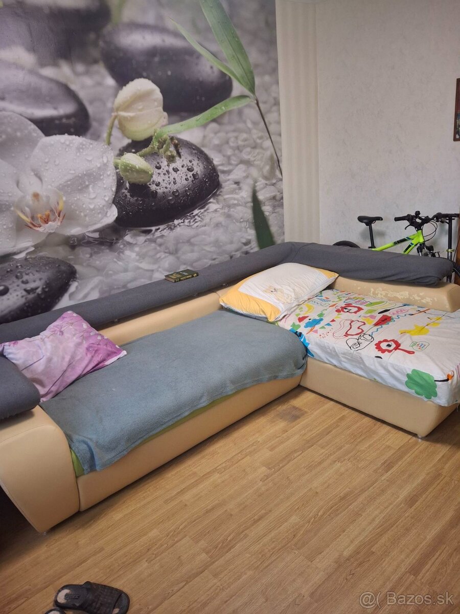 darujem gauč za odvoz