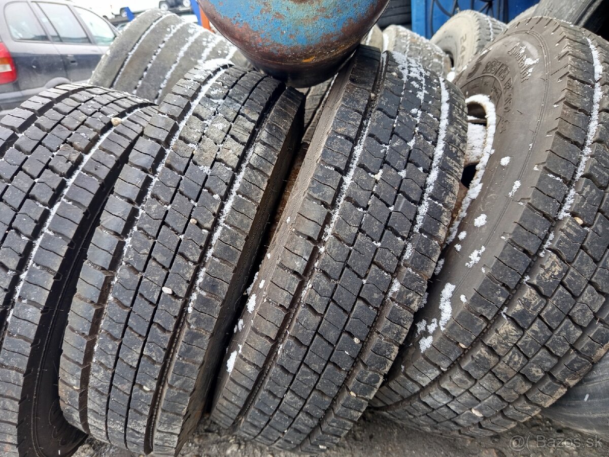 Predám zaberove pneu 225/75-17.5