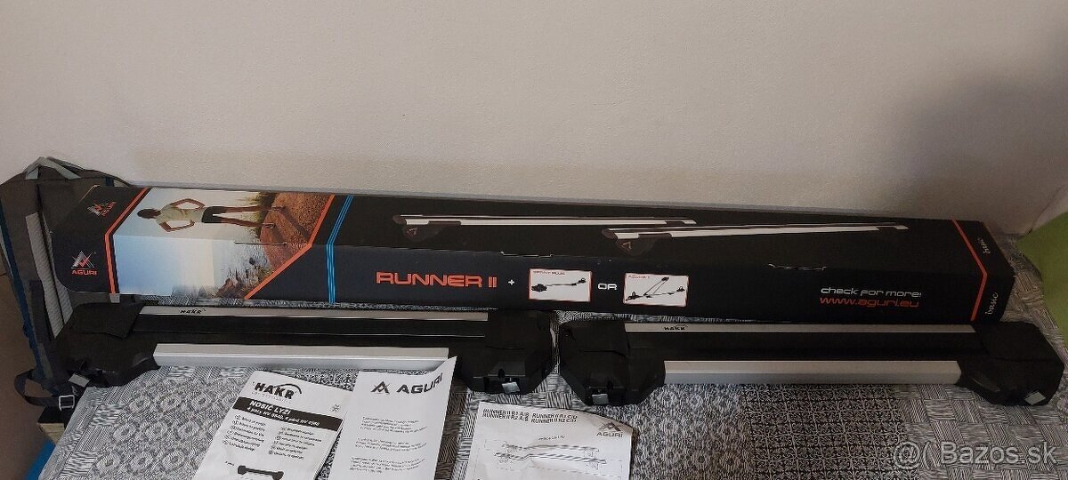 Strešný nosič Aguri RUNNER II + HAKR Nosič lyží pre 4 páry