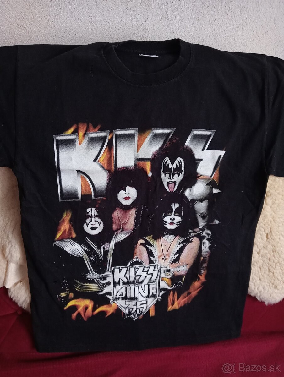 Kiss
