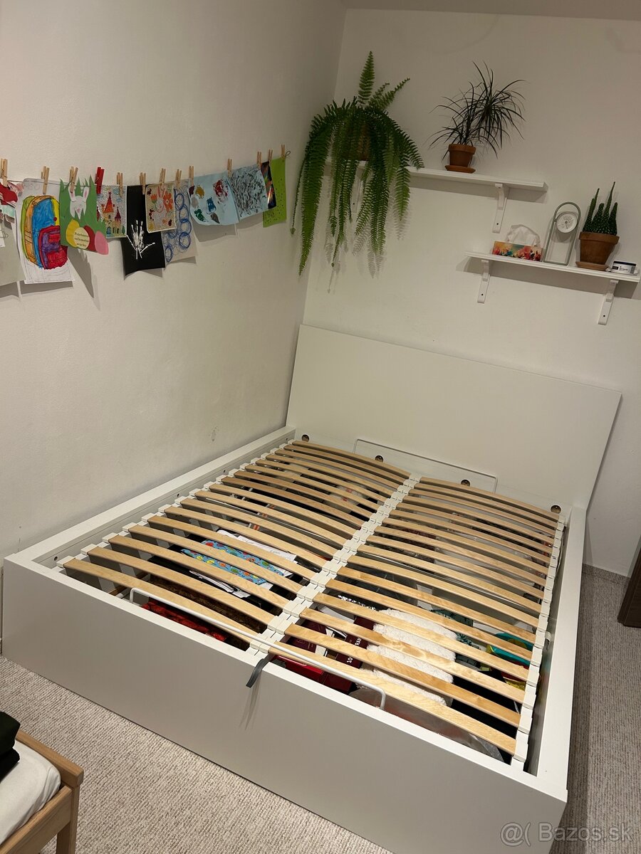 Manzelska postel Ikea Malm 160cm