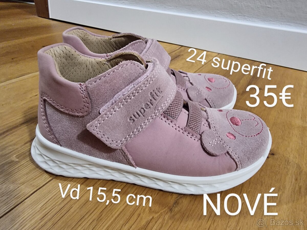 Superfit botasky NOVE vel. 24