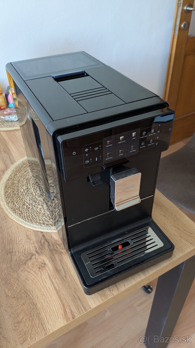 Sencor SES 9300BK Automatický kávovar