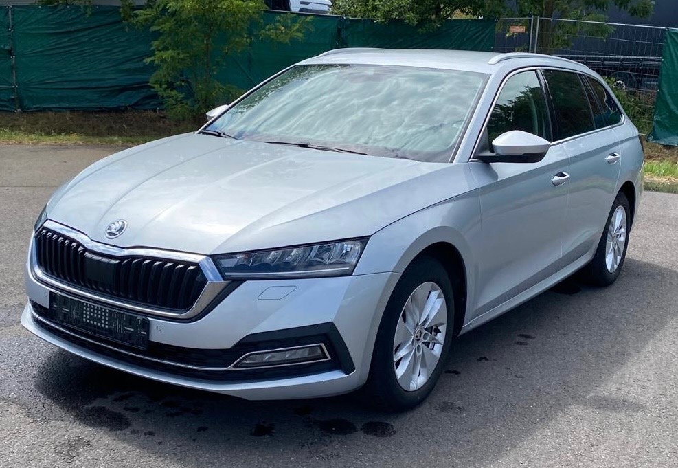 Škoda Octavia 4-2.0tdi—DSG—160tis km
