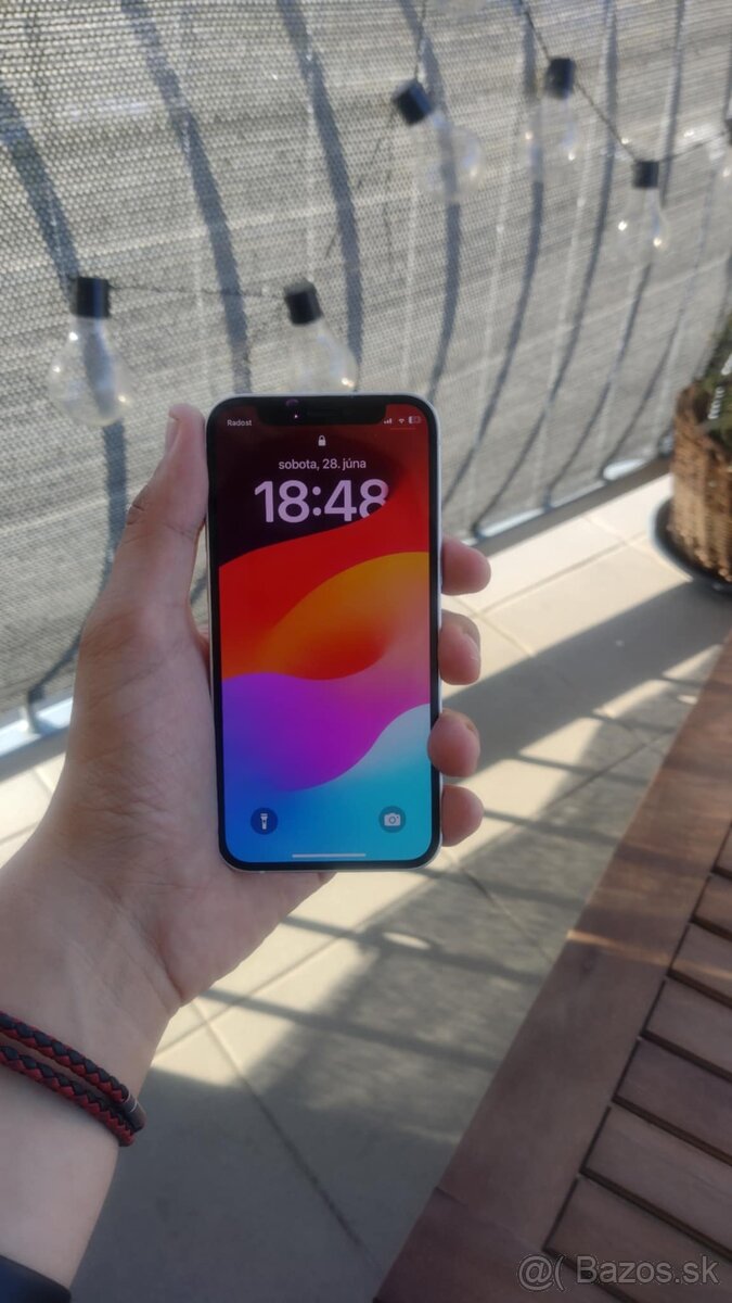 Predám iPhone 12 mini (128gb) biely / dobrý stav