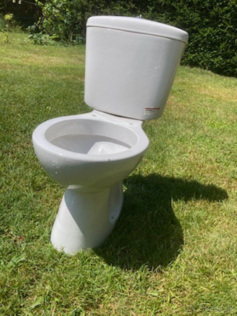 Záchod spodný (nepoužitý, nemontovaný)