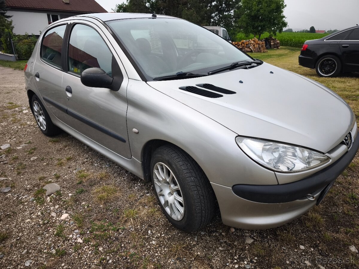 Peugeot 206