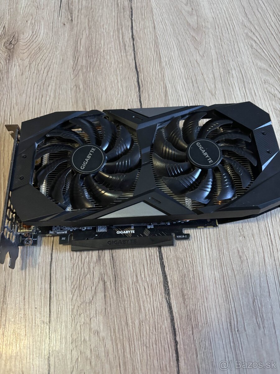 RTX 2060 6GB + 550W zdroj