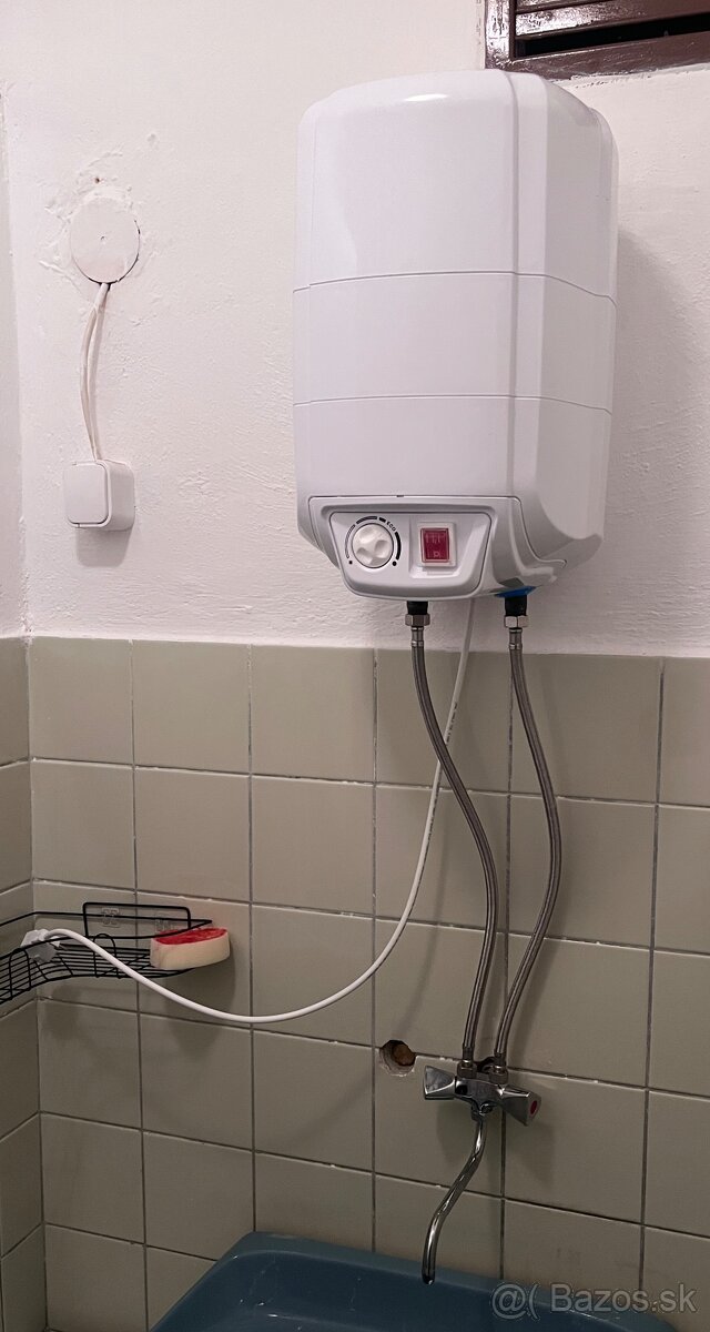 Prietokový ohrievač