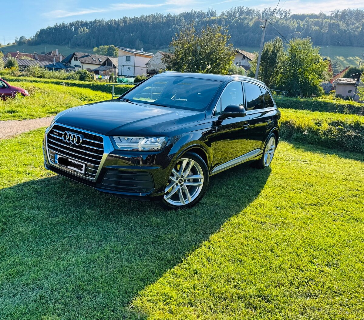 Audi Q7 quatro 7miest