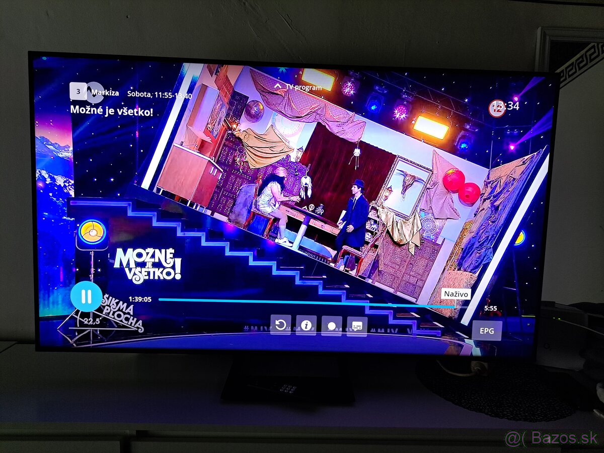 Samsung  (55") Smart TV