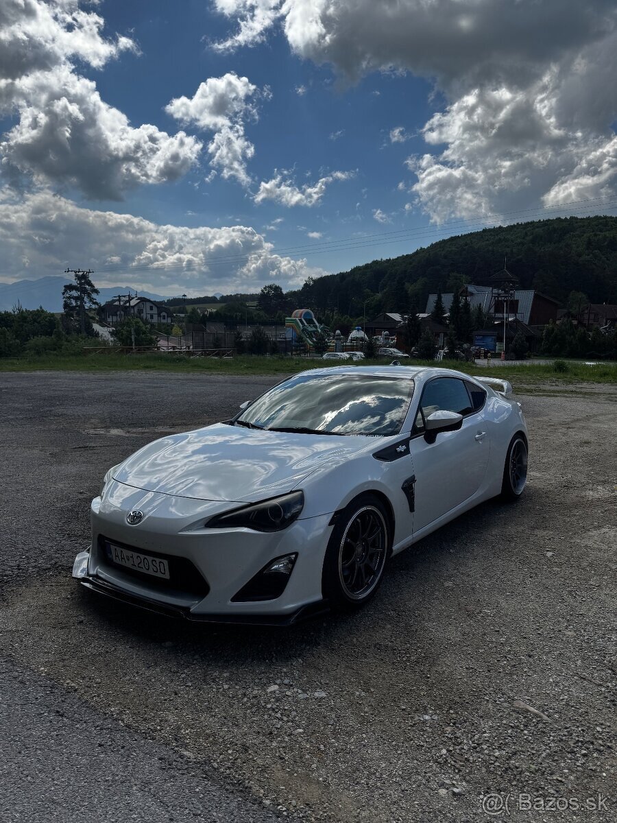 Toyota GT86 (2013 | 147 kW | len 117 000km)