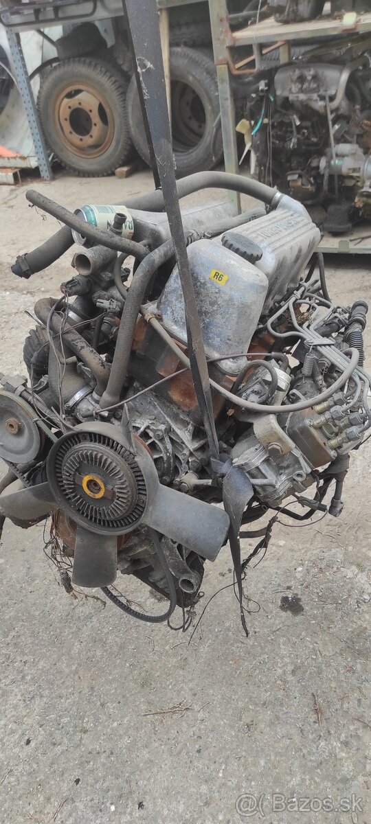 Motory